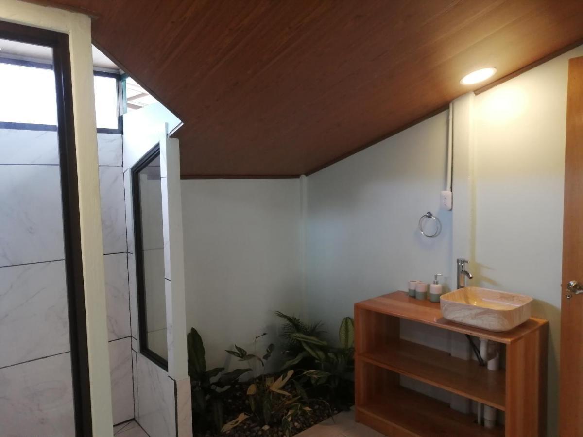 Playa Blanca Macaw Hotel Conte Dış mekan fotoğraf