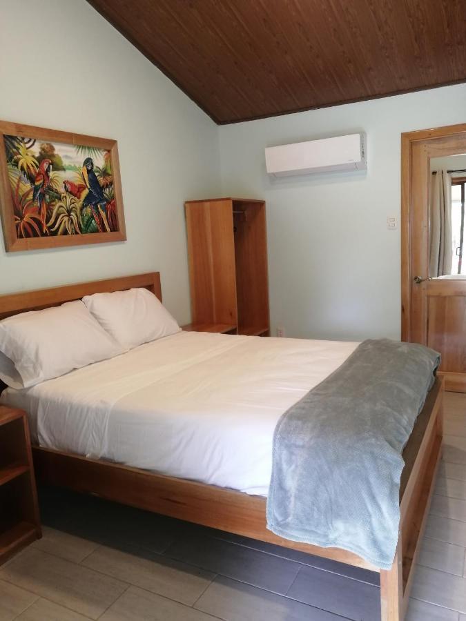 Playa Blanca Macaw Hotel Conte Dış mekan fotoğraf